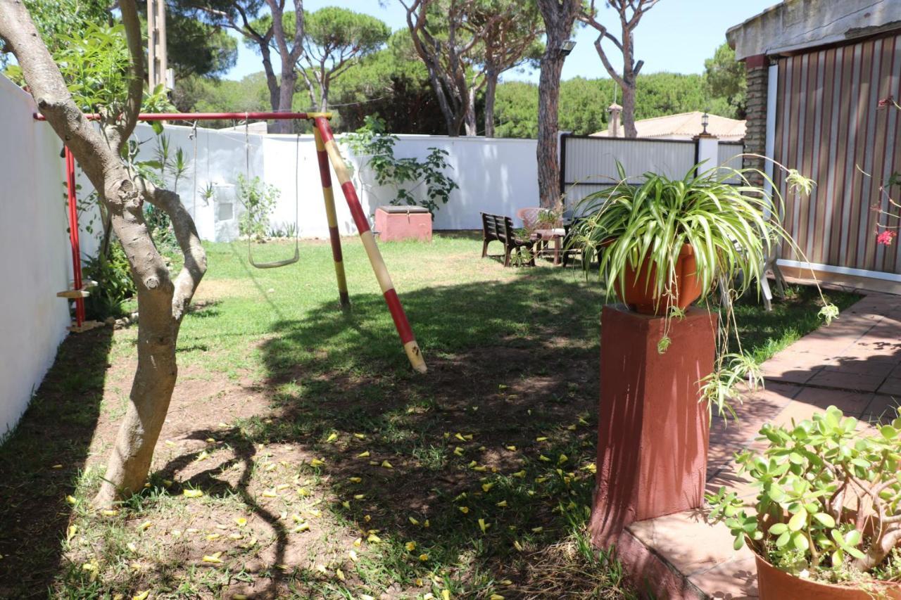 Chalet Montura Chiclana de la Frontera Exterior photo